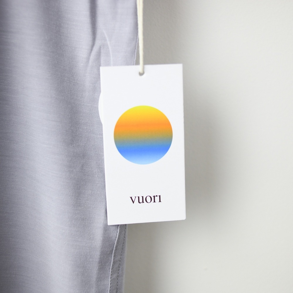 Vuori Bridge Button Down Mens XL Fog Grey Short Sleeve Performance Shirt V184 - Picture 3 of 11